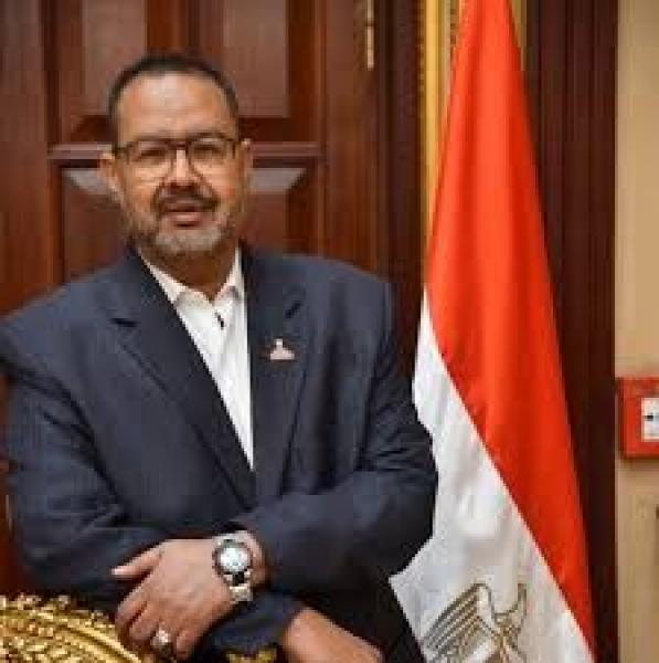 مجدي حسيبو: الرئيس يقود جهود تطوير مساجد آل البيت اعترافا بقيمتها