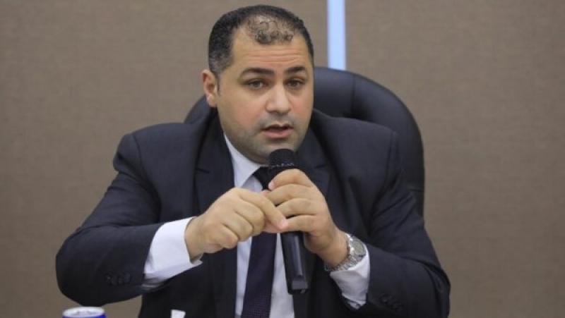 خط أحمر