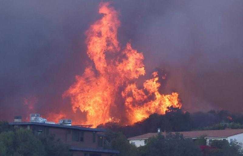 كوريا الجنوبية: مصرع وإصابة 10 أشخاص جراء حرائق الغابات المستعرة في جنوب البلاد