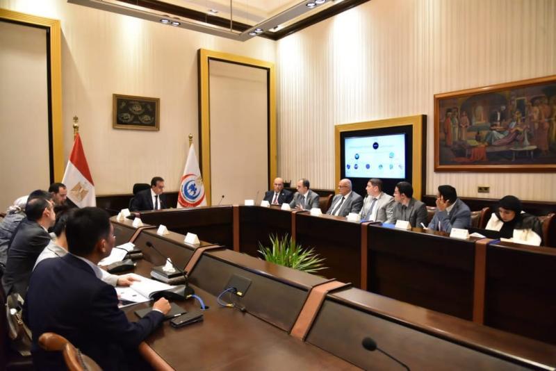 وزير الصحة يعقد اجتماعًا بشأن مشروع إنشاء شبكة وطنية متكاملة للباثولوجيا الرقمية