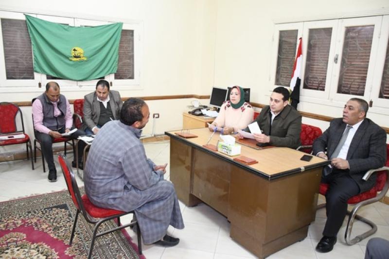 خط أحمر