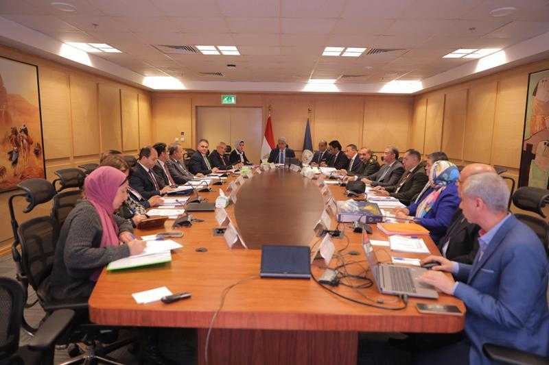 إقامة معارض للآثار المصرية بالخارج وزيادة رسوم الإرشاد السياحي بمعبد أبوسمبل.. أبرز قرارات الأعلى للآثار