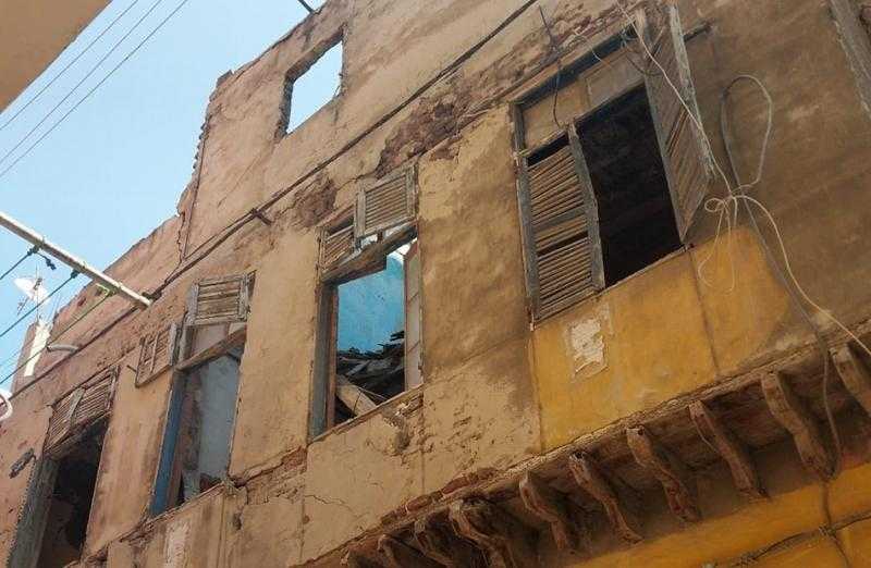 إزالة الخطورة عن عقارين يهددان حياة المواطنين غرب الإسكندرية