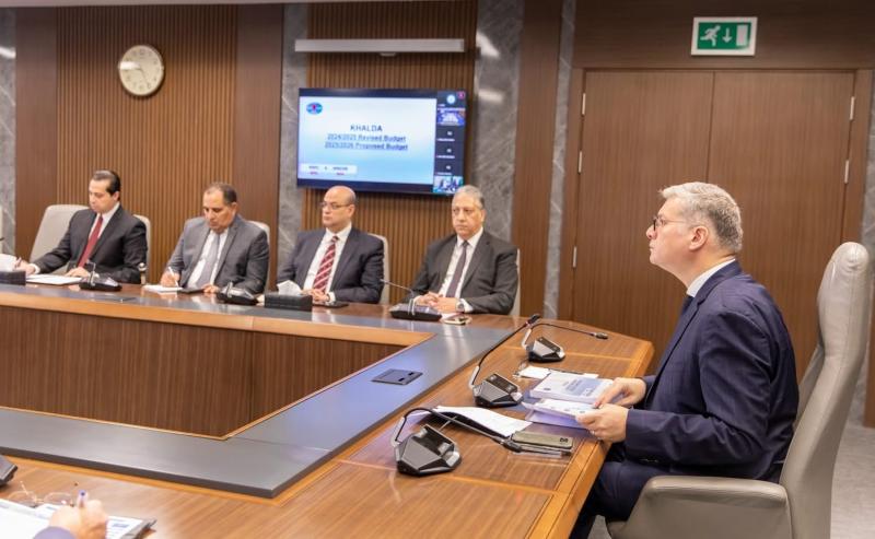 وزير البترول يشدد على أهمية تكثيف عمليات البحث والاستكشاف والعمل على زيادة الإنتاج