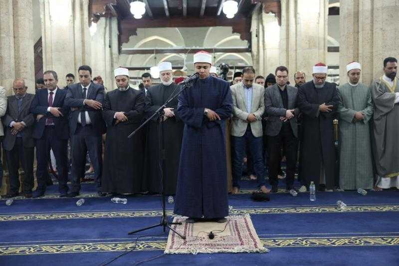 للمرة الثانية.. الأزهر الشريف يقدِّم أحد طلابه لإمامة المصلين بصلاة التراويح في الجامع الأزهر