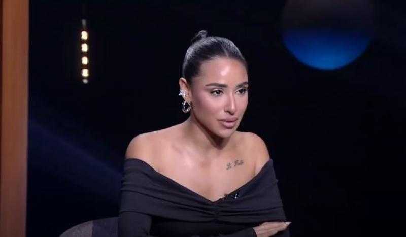 آية سماحة: أبويا بيحب الستات وتزوج على أمي قبل الانفصال