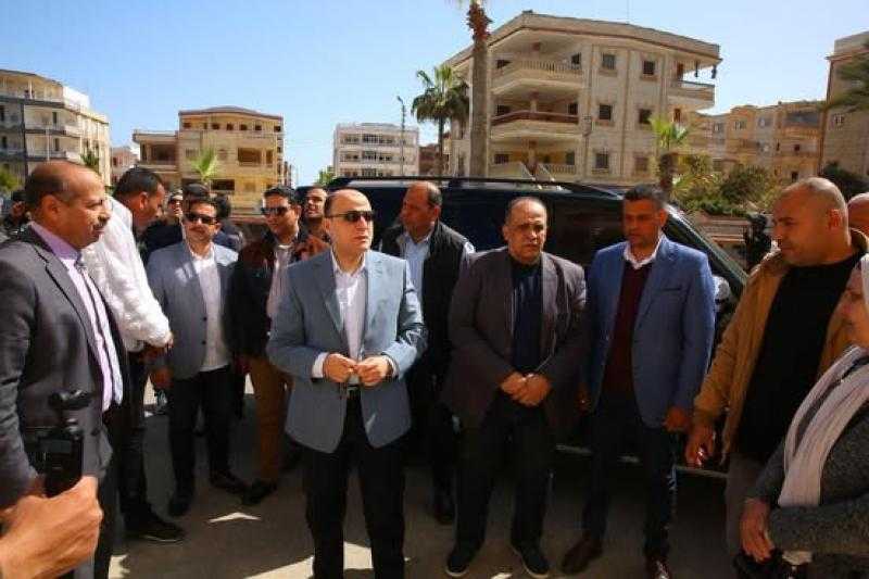 محافظ كفر الشيخ: الانتهاء قريبا من تنفيذ 13 مشاية بمصيف بلطيم