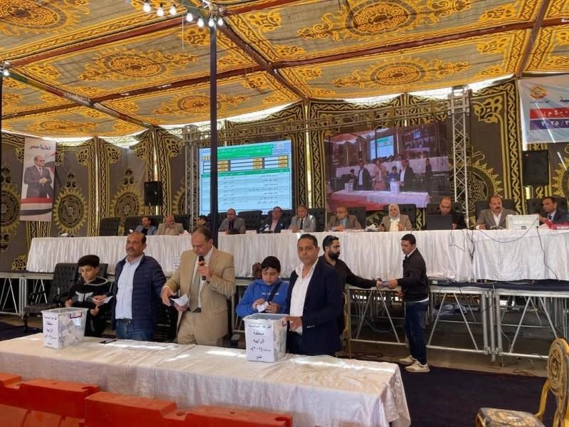 وزير الإسكان: تخصيص 489 قطعة أرض للمواطنين الذين تم توفيق أوضاعهم بمنطقة الرابية بالشروق
