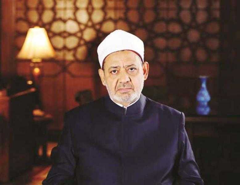 شيخ الأزهر: يجب أن نتأدب مع نبينا الكريم فلا نناديه باسمه مجردا