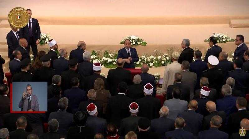 الرئيس السيسي للشعب المصري: «متقلقوش.. محدش يقدر يعمل حاجة بفضل الله»