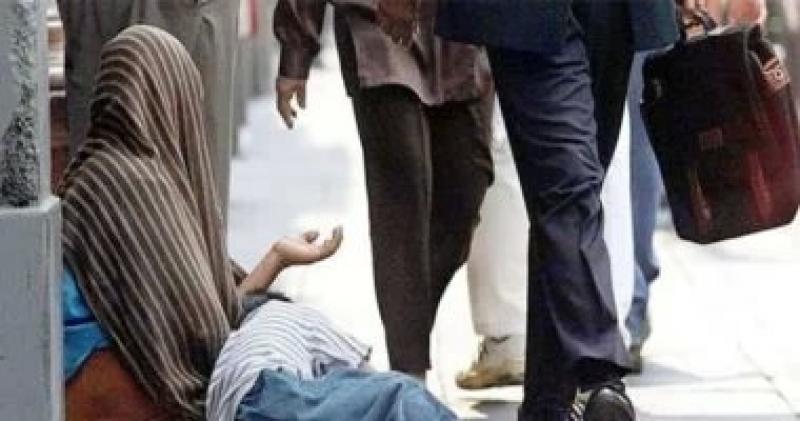 اعرف عقوبة التسول.. الحبس 6 أشهر