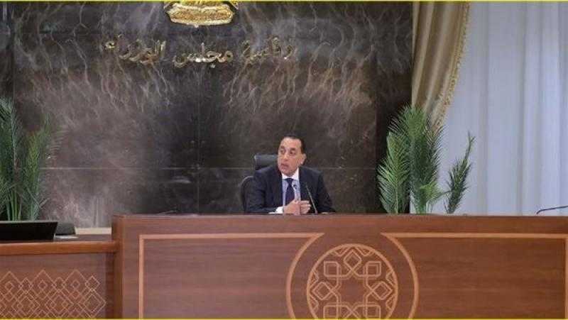 رئيس الوزراء يحسم جدل زيادة أسعار البنزين والسولار.. مفاجأة