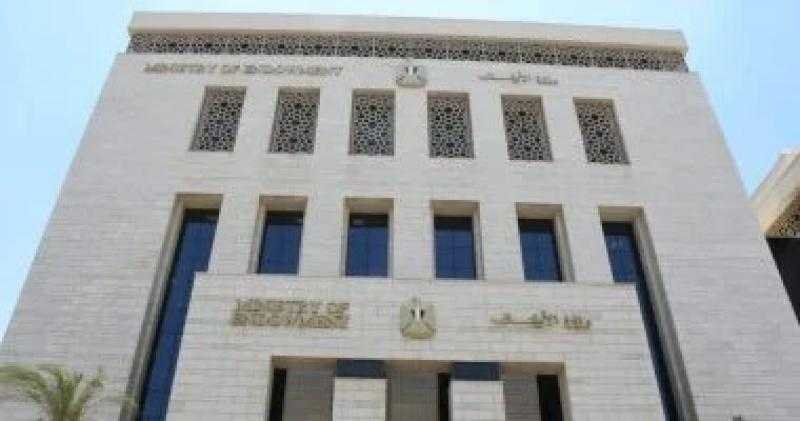 الأوقاف تطالب بتشجيع الأطفال على الارتباط بالمساجد