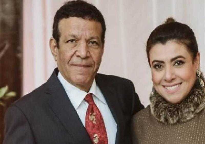 نشوى مصطفى تروي تجربتها المؤثرة في وداع زوجها: نزلت القبر ونمت مكانه لأطمئن عليه