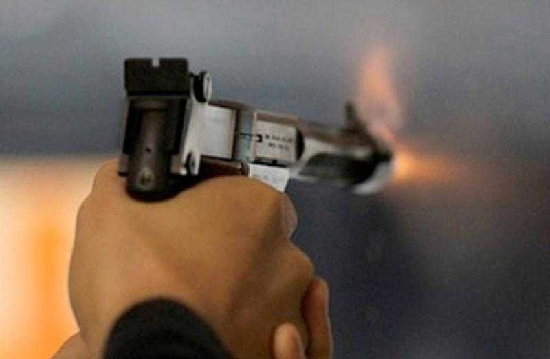 إصابة طالب بطلق ناري على يد والده فى سوهاج