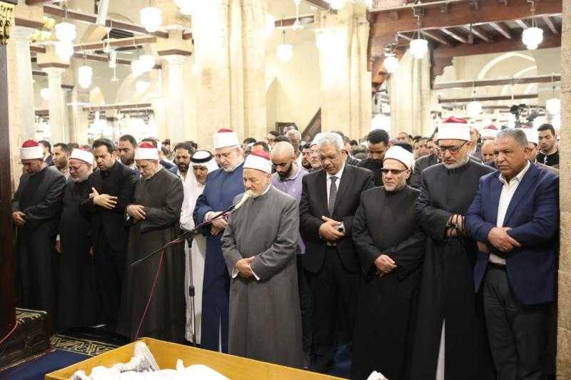 جنازة مهيبة لرئيس جامعة الأزهر السابق الدكتور محمد المحرصاوي من الجامع الأزهر