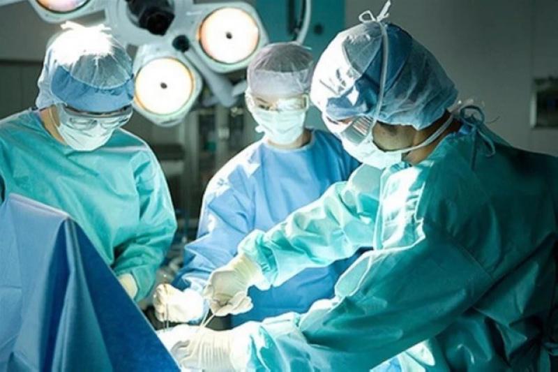 جراحة مخ ناجحة تُنقذ معتمرًا مصريًا من إعاقة دائمة بمستشفى الملك عبدالعزيز بمكة المكرمة