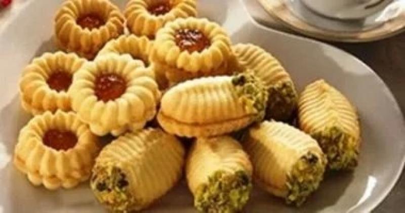 طريقة عمل البيتى فور بخطوات بسيطة.. جمعى حبايبك واعمليه النهارده