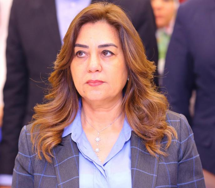 وزيرة التنمية المحلية تتلقى تقريرًا حول جهود الوزارة في متابعة منظومة المتغيرات المكانية بالمحافظات