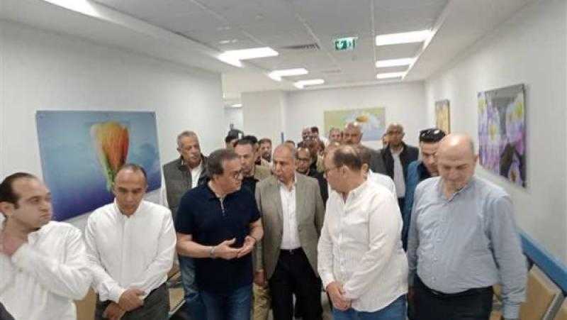 وزير الصحة ومحافظ المنيا يتفقدان مستشفى العدوة المركزي .. صور