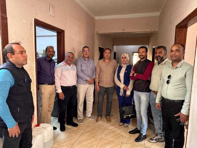 حزب الريادة يوزع هدايا العيد على أطفال مستشفى أبوتشت بقنا