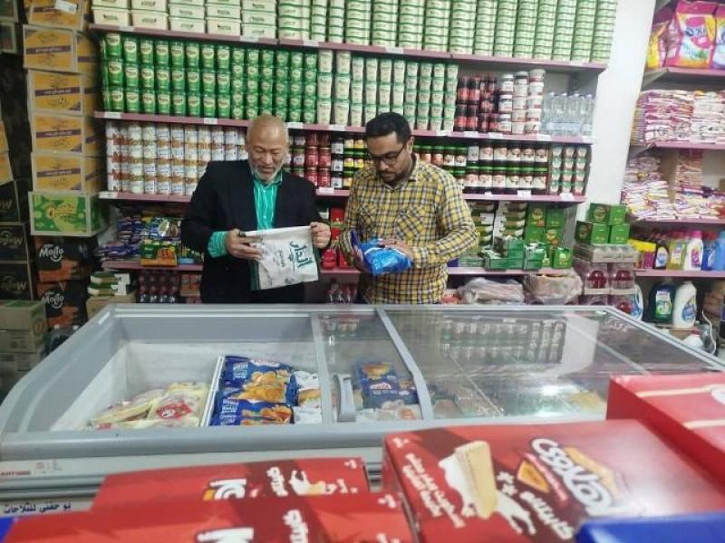 محافظ المنيا يوجه بتكثيف الحملات التموينية لضبط الأسواق في العيد