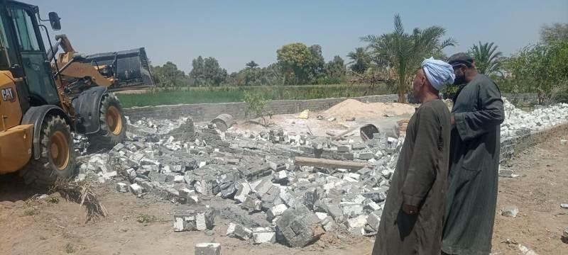 الزينية بالأقصر تكثف جهودها للتصدي للتعديات خلال إجازة عيد الفطر المبارك | صور