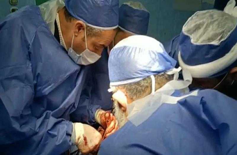 نجاح أول جراحة لإصلاح اعوجاج العمود الفقري بمستشفى تمى الأمديد بالدقهلية | صور