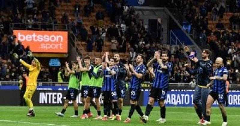 الإنتر يعبر أودينيزى 2-1 ويعزز صدارة ترتيب الدورى الإيطالى