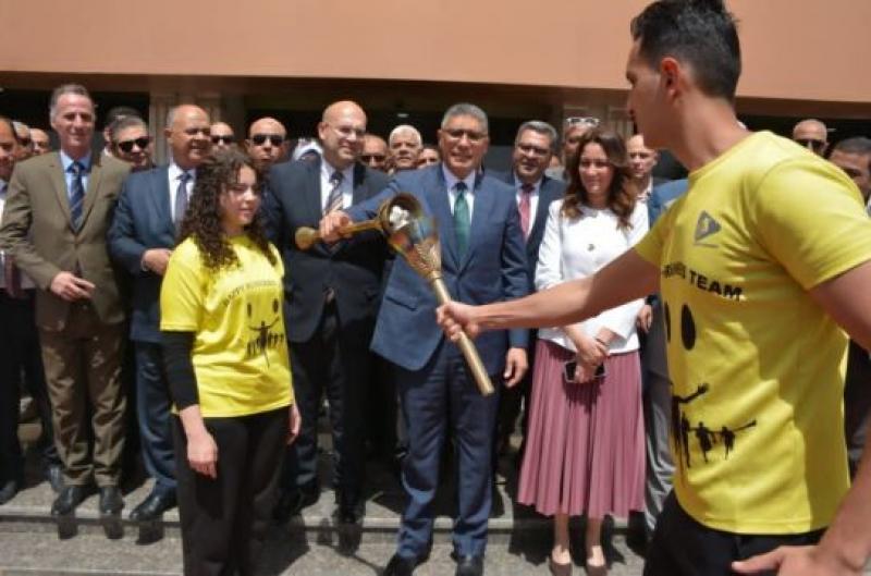 محافظ الجيزة يوقد الشعلة لبدء احتفالات المحافظة بعيدها القومي