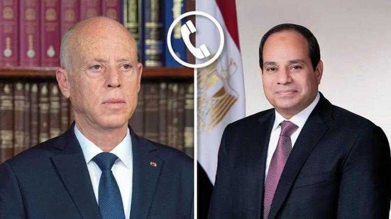 الرئيس السيسي يتبادل التهنئة بعيد الفطر المبارك مع نظيره التونسي