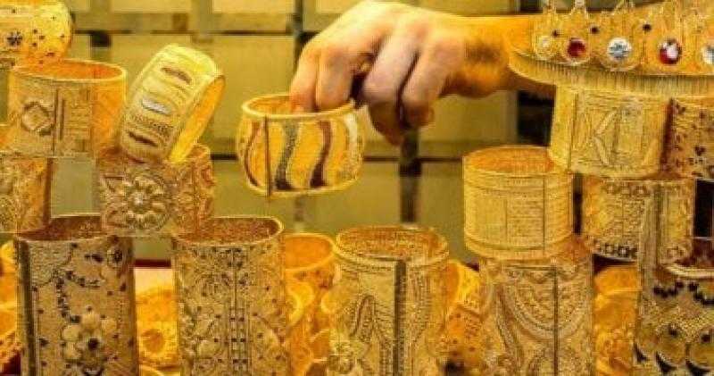 آخر تطورات أسعار الذهب.. تذبذب عيار 21 بين 4420 و4440 جنيها بختام التعاملات