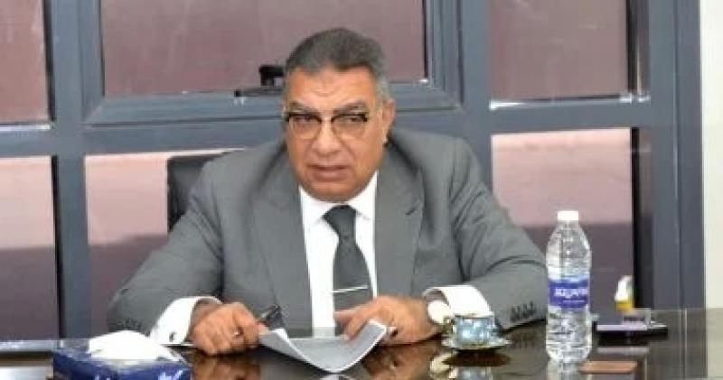 محافظ الدقهلية يتابع جهود التصدى للمخالفات وتوفير 25 ألف خدمة طبية خلال العيد