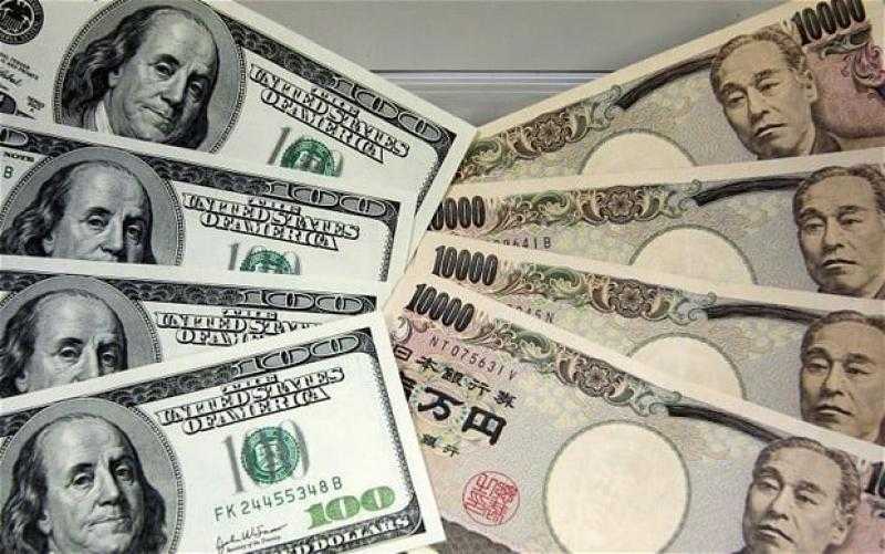 الين يرتفع بنسبة 1% أمام الدولار بعد رسوم ترامب الجمركية