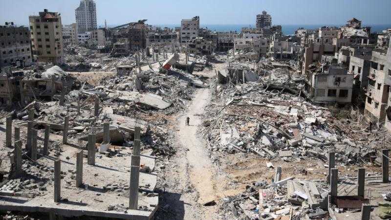 الاحتلال الإسرائيلي يجبر الفلسطينيين بقطاع غزة على النزوح قسرا ويوسع عملياته البرية