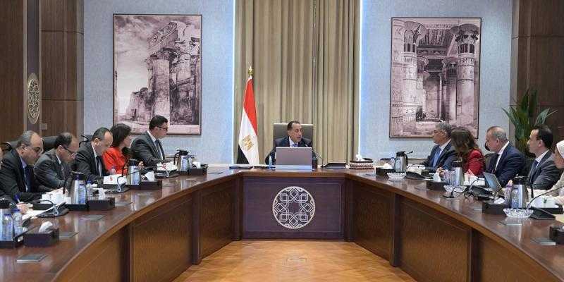 رئيس الوزراء يتابع جهود تطوير عدد من المناطق غير المخططة في محافظة الجيزة