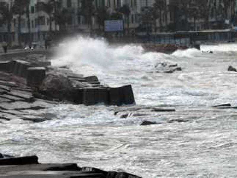 نشاط للرياح وانخفاض طفيف في درجات الحرارة على الإسكندرية