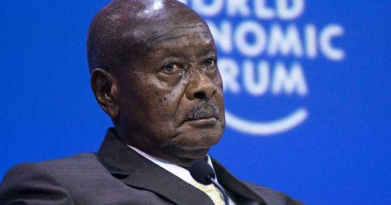 رئيس أوغندا يجرى محادثات مع قادة جنوب السودان في محاولة لتجنب حرب أهلية