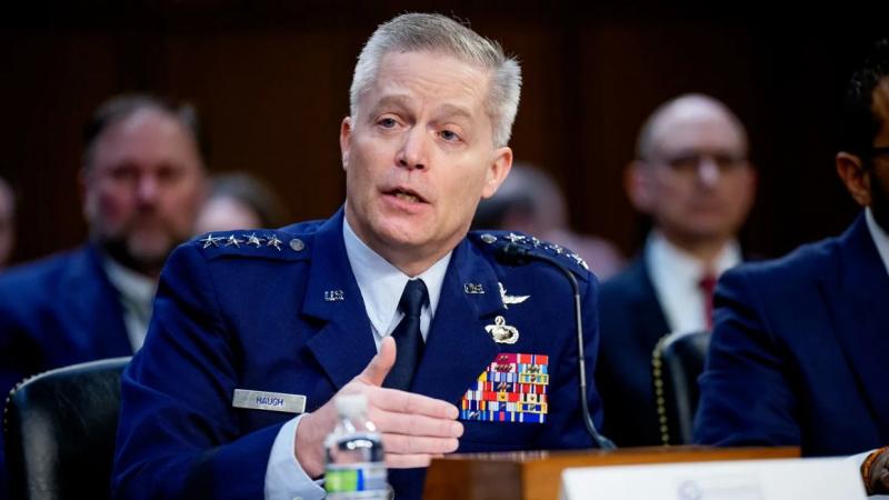 تهديدات سيبرانية.. توابع مخيفة لإقالة رئيس وكالة الأمن القومي الأمريكي