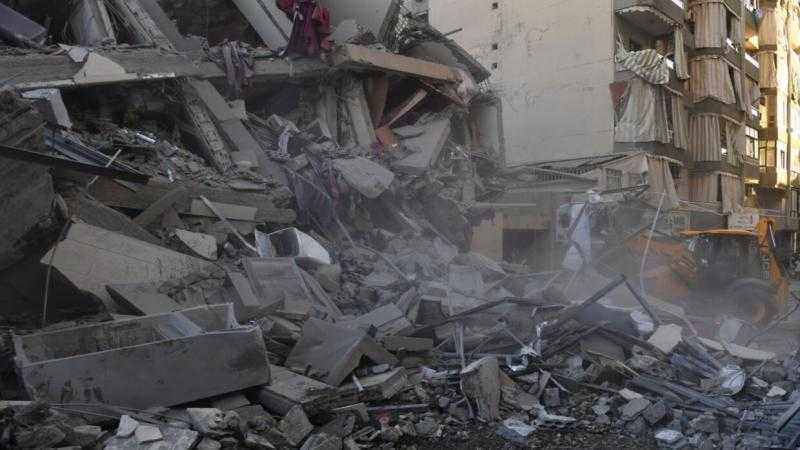 ارتفاع شهداء قصف الاحتلال لخيام نازحين في المواصي إلى 6 بينهم طفلة.. ونسف منازل في رفح