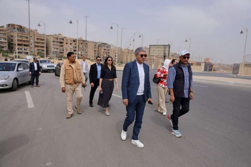 خط أحمر