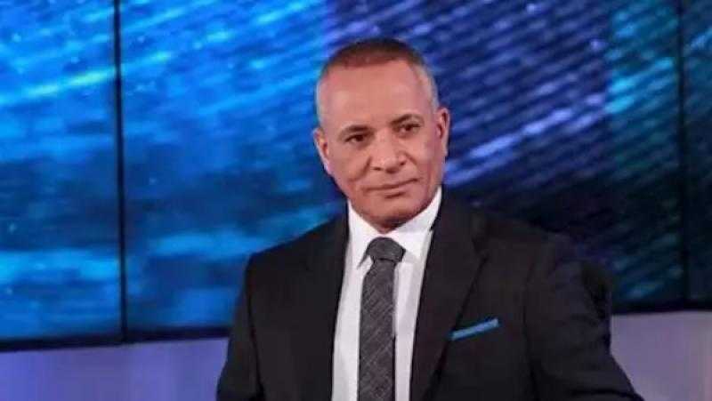 لا للتهجير.. أحمد موسى يعرض مشهدا لحشود من الأتوبيسات المتجهة إلى رفح