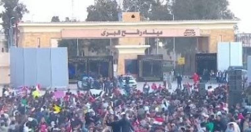 يسري المغازي: القمة الثلاثية رسالة قوية لرفض العدوان الإسرائيلي ودعم إعمار غزة