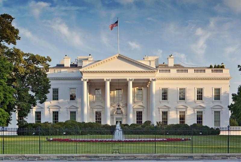 البيت الأبيض: أمريكا ستفرض رسومًا جمركية 104% على الصين اليوم