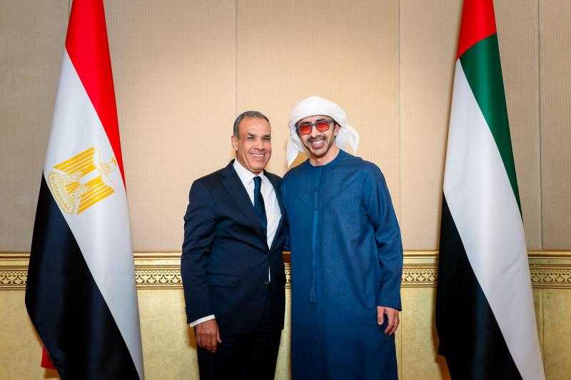 وزير الخارجية يبحث مع نظيره الإماراتي تطورات القضية الفلسطينية