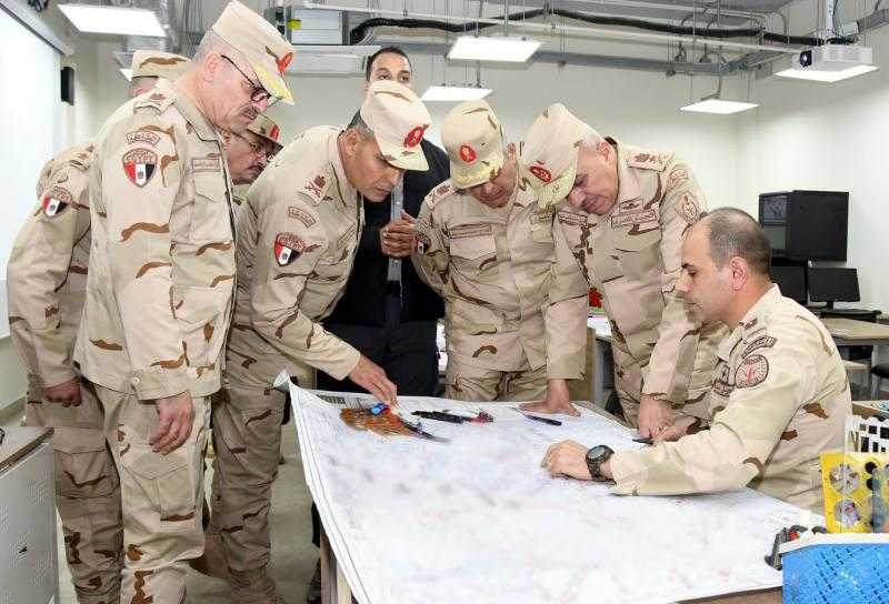 رئيس الأركان يتفقد الأكاديمية العسكرية للدراسات العليا والإستراتيجية بالعاصمة الإدارية الجديدة