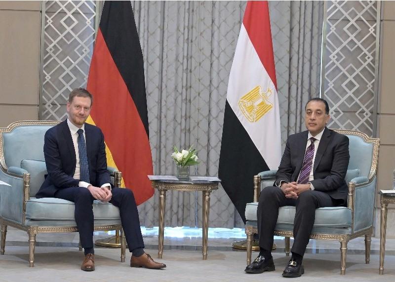 رئيس الوزراء يلتقي رئيس وزراء ولاية ساكسونيا الحرة الألمانية لبحث التعاون المُشترك في عدد من الملفات
