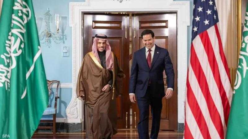 وزيرا خارجية السعودية وأمريكا يبحثان آخر المستجدات في قطاع غزة