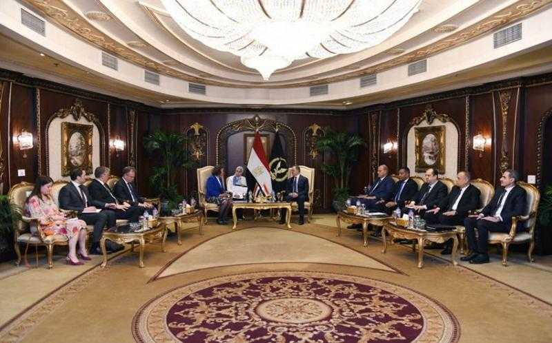 وزير الداخلية يستقبل وزيرة الهجرة الهولندية خلال زيارتها الرسمية إلى مصر
