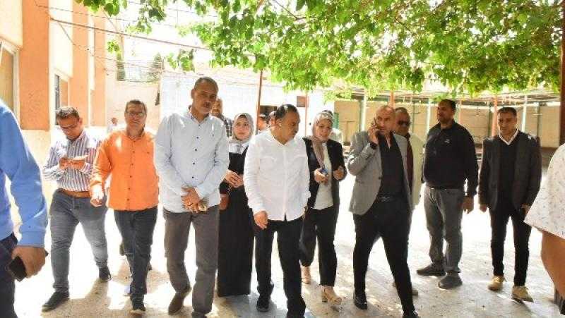 محافظ أسيوط: نسعى لتوفير بيئة مناسبة للنزلاء بدور الرعاية الاجتماعية